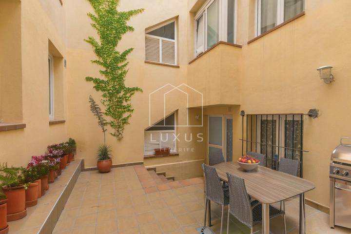 Piso en venta en Puerto de la Cruz de 98 m2 photo 0
