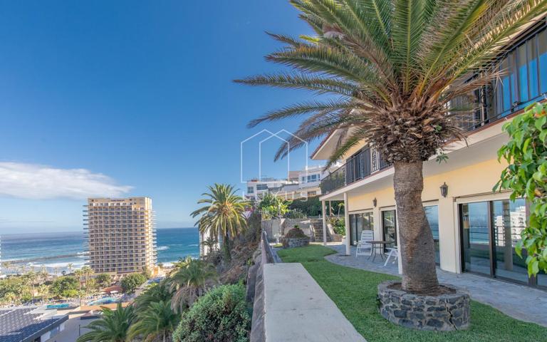 Casa - Chalet en venta en Puerto de la Cruz de 294 m2 photo 0