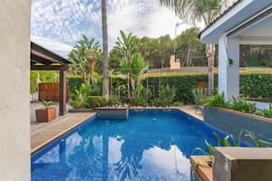 Exclusiva casa reformada en una sola planta en Cala Tamarit – La Mora photo 0