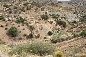 Se vende terreno rústico de más de 40.000m2 a las afueras de Málaga con opción a 30.000m2 más contiguos photo 0