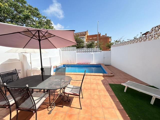 FANTASTICO CHALET ADOSADO EN EL PINILLO photo 0