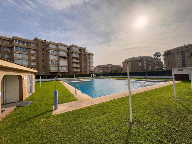 ¡Oportunidad única en Torrox Costa! Planta baja con local comercial y vivienda cerca de la playa. photo 0