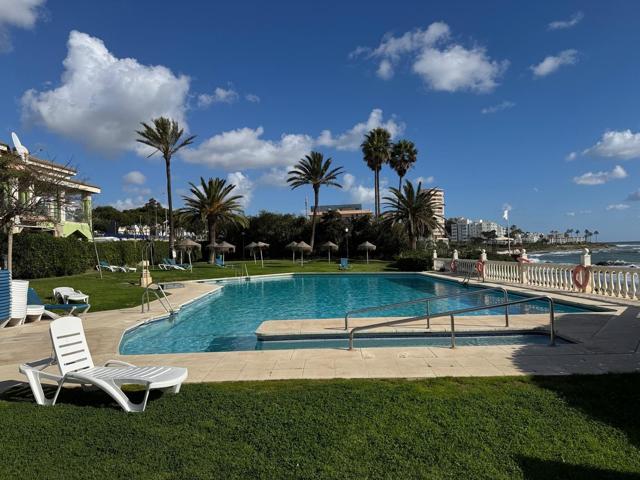 APARTAMENTO EN PRIMERA LÍNEA DE PLAYA CON LICENCIA TURÍSTICA photo 0