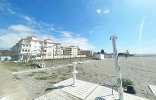 Piso en Venta en Zona El Morche - ¡Frente a la Playa y con Vista al Mar! photo 0