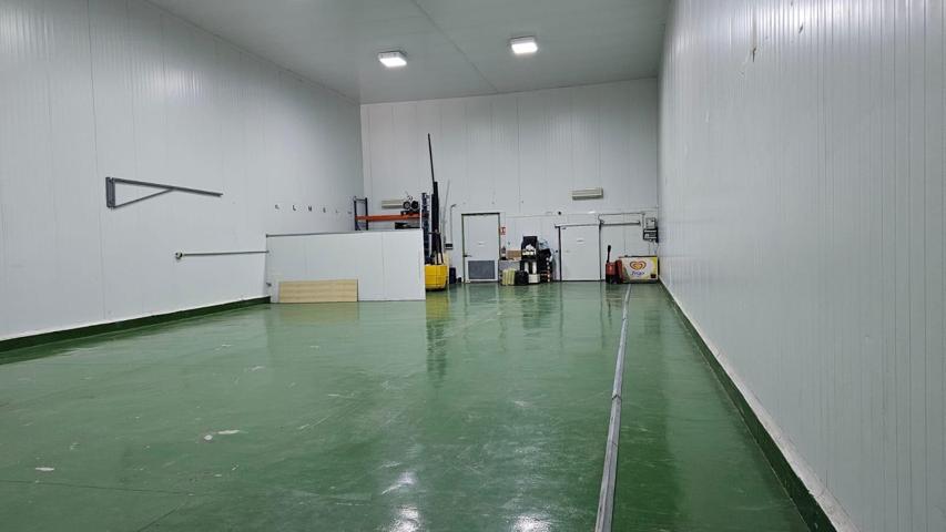 Nave industrial en Polígono Colmenar photo 0