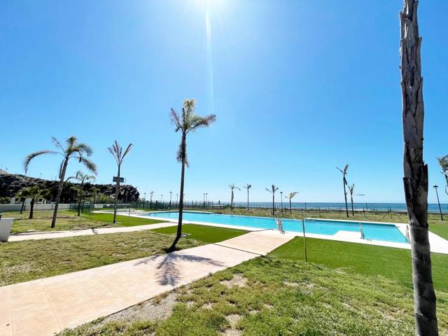 Ático de ensueño en primera línea de playa – Urbanización Niza Beach, Almayate photo 0