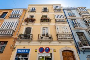ESPECTACULAR PISO EN EL CORAZÓN DE MÁLAGA photo 0