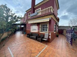 Villa en venta en Algeciras photo 0