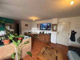 Venta de piso en Algeciras, Bda. Moncayo photo 0