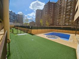 Piso En venta en Calle Las Chimeneas, 12, Arrabal - Barrio Jesus, Zaragoza photo 0
