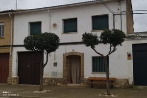 Casa En venta en Avenida Palafox, 20, Pastriz photo 0