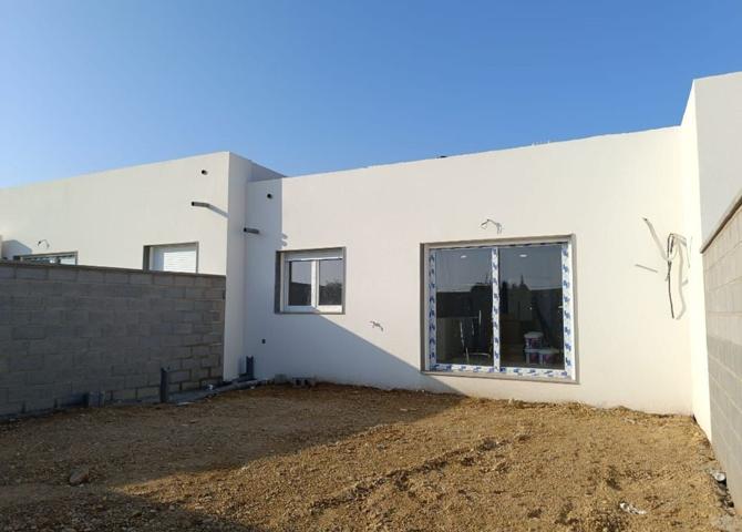 Unifamiliar Pareada En venta en Calle Valle De Ordesa, 0, San Mateo De Gallego photo 0