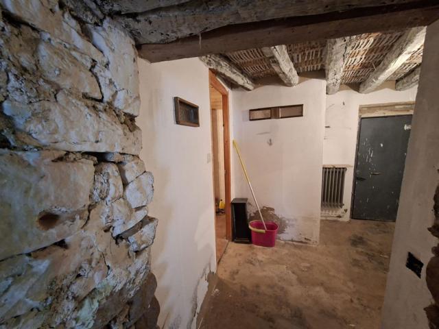 Unifamiliar Pareada En venta en Calle Mayor, 15, Muñoces photo 0