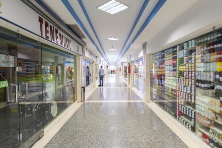 Venta de Local en CC El Concorde photo 0