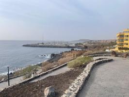 Se Alquila Local Comercial en Golf Sur photo 0