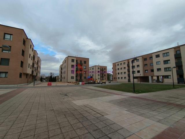 Piso En venta en Los Fresnos, Villalbilla De Burgos photo 0
