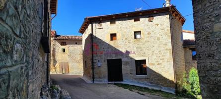 Casa En venta en Calle Real, Valle De Sedano photo 0