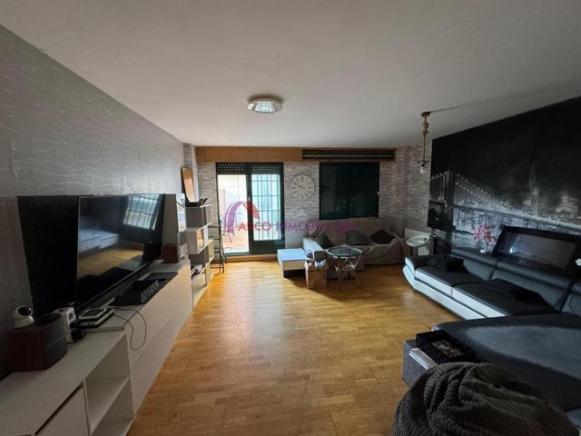 Unifamiliar Pareada En venta en Esteban Granados, Burgos photo 0