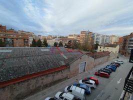 Piso En venta en Caja De Ahorros Municipal, Burgos photo 0