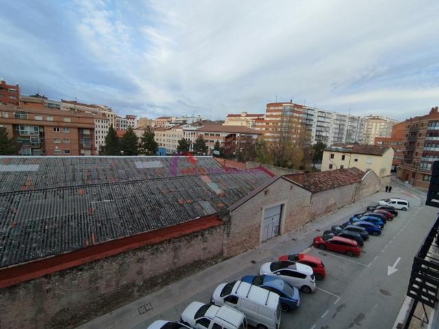 Piso En venta en Caja De Ahorros Municipal, Burgos photo 0