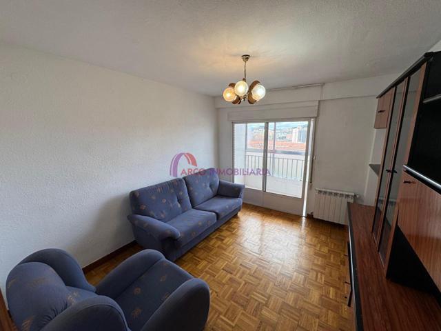 Piso En venta en Vitoria, Burgos photo 0