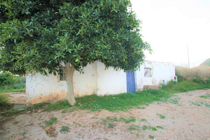 CORTIJO CON TERRENO A UN PASO DE LAS NEGRAS photo 0