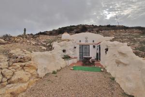 Cortijo rural con cueva independiente en el Parque Natural Cabo de Gata Níjar photo 0