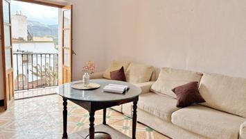 Venta de casa en Ugíjar photo 0