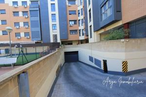 ¡EXCLUSIVA PLAZA DE GARAJE EN VENTA! photo 0