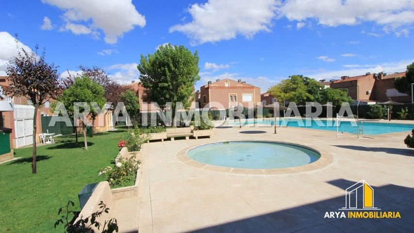 CHALET EN LA SOLANA photo 0