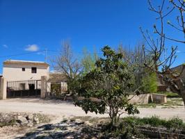 ¡Tu Chalet Ideal en Monovar te Espera! 🌞🏡 photo 0