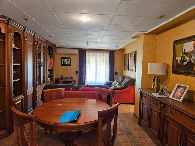 ¡Amplio y Luminoso Piso en el Corazón de Monovar! 🌞🏡 photo 0