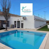 Nave en venta en zona urbana con parcela privada-Ideal para transformar en viviendas photo 0