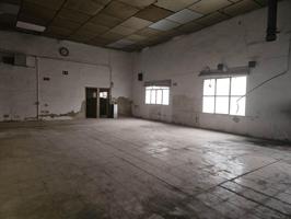 Nave en venta con gran potencial y buen precio photo 0