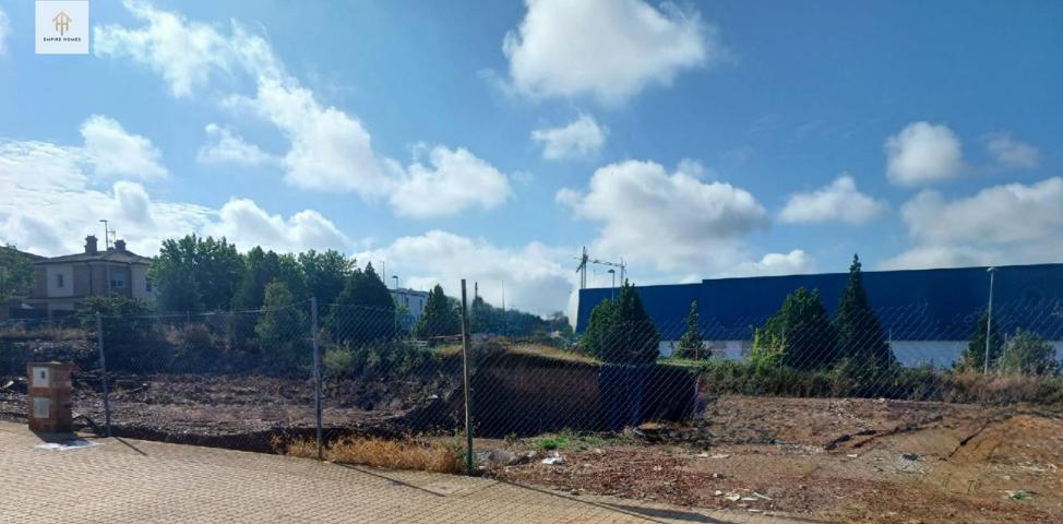 Se VENDE parcela urbanizable en zona VISTA HERMOSA photo 0