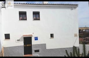 Se VENDE CASA (apartamento turístico) en Cáceres photo 0