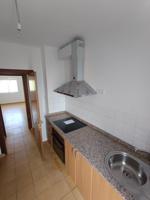 🏡 ¡EMPIRE HOME ofrece Oportunidad en Cáceres! Piso reformado con 3 dormitorios – Listo para entrar a vivir photo 0