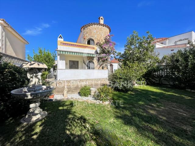 Casa En venta en Sector Pení, Empuriabrava photo 0