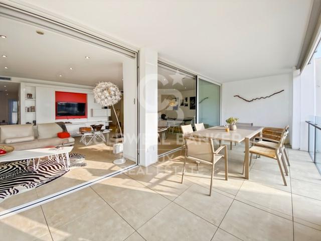 Piso En venta en Roses photo 0