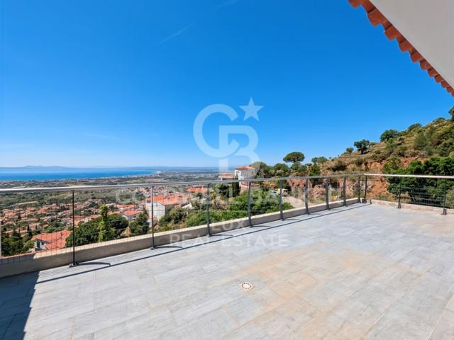 Villa En venta en Roses photo 0