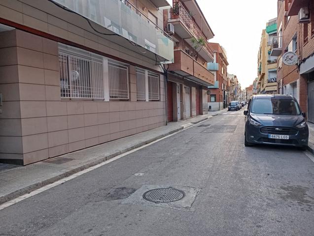 Parking En venta en El Prat de Llobregat photo 0