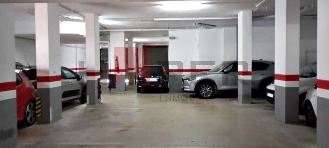 Parking En venta en El Prat de Llobregat photo 0
