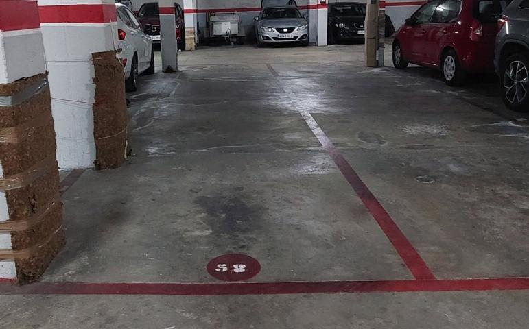 Parking En alquiler en El Prat de Llobregat photo 0