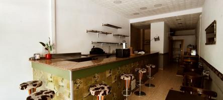 Local En alquiler en El Prat de Llobregat photo 0