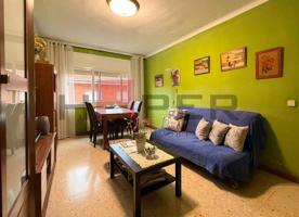 Piso En venta en El Prat de Llobregat photo 0