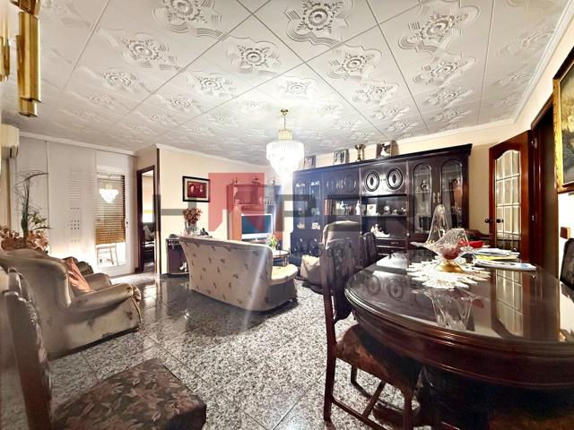 Piso En venta en El Prat de Llobregat photo 0