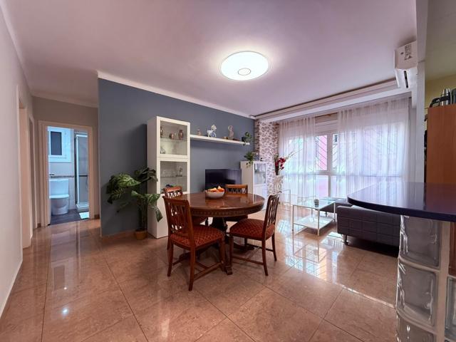 Piso En venta en El Prat de Llobregat photo 0