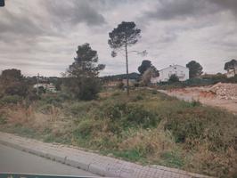 Terrenos Edificables En venta en La Torre de Claramunt photo 0