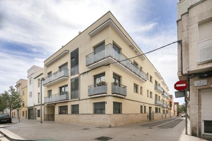 Promoción de plazas de parkings en Vilanova i la Geltrú. photo 0