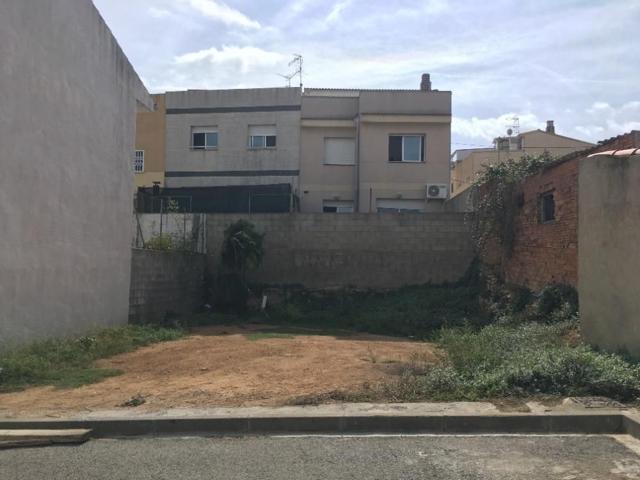 Solar a la venta en Vilanova i la Geltrú photo 0